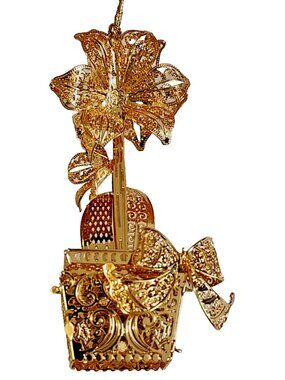 Danbury Mint 2009 Amaryllis Christmas Filigree Ornament 23k Gold Plated